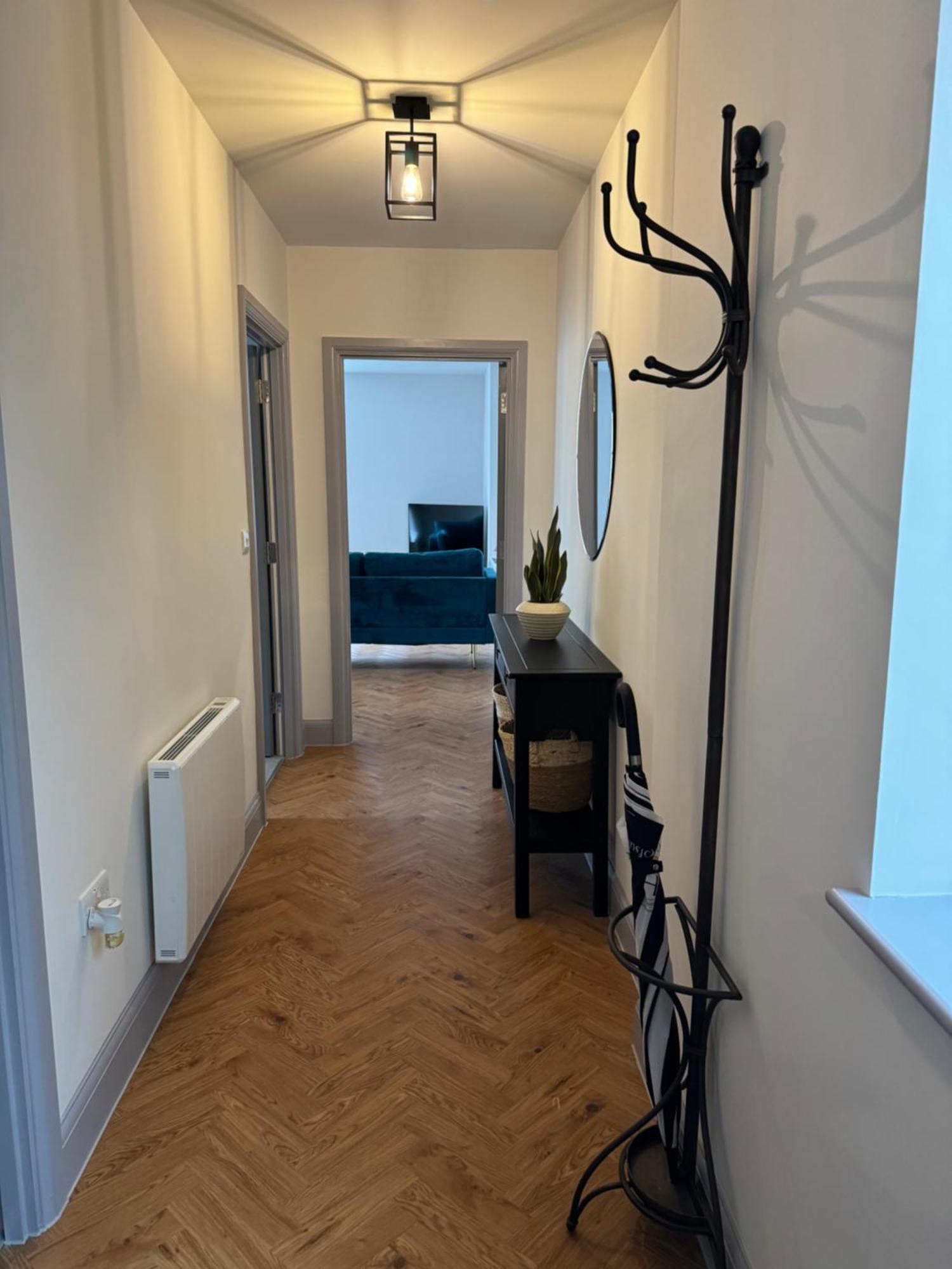 Haus Of Sulis, City Centre Apartment With Lift Access Bath Buitenkant foto